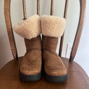 Ugg Australia Ultimate Tie Boots. Chestnut. Women’s Size 8.